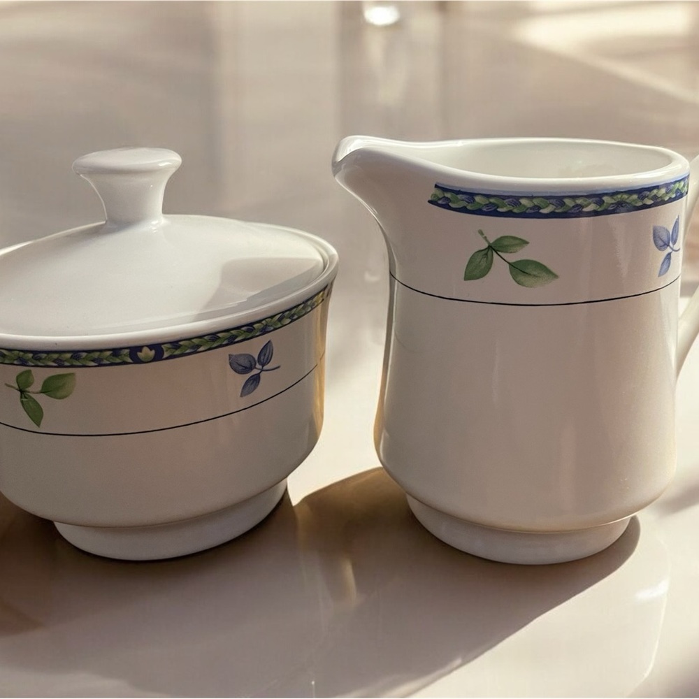 Vintage 90’s | Country Gate Cream and Sugar Set